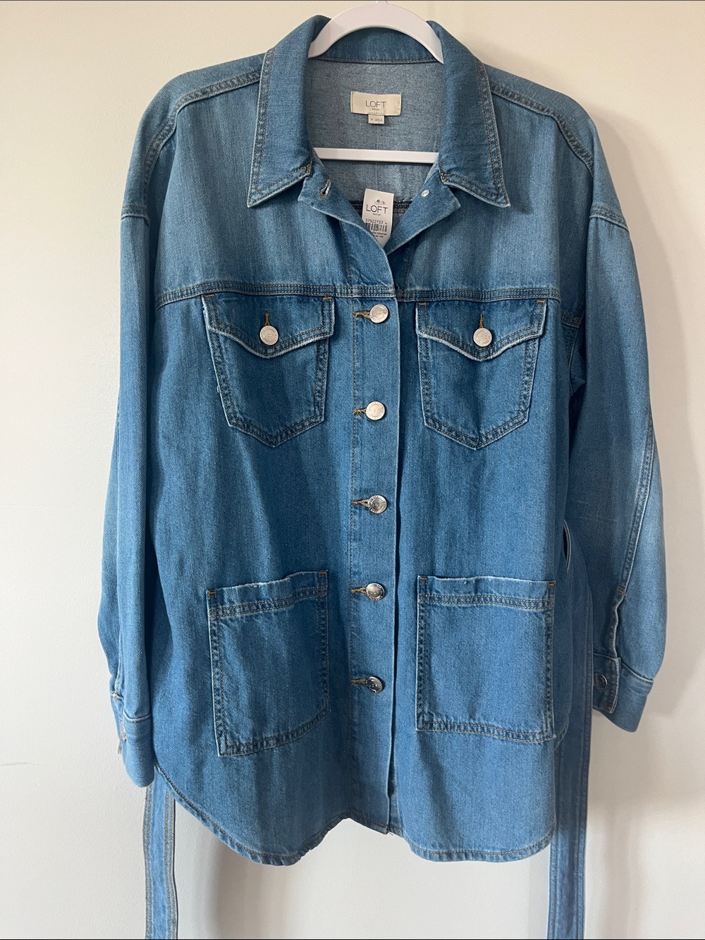LOFT Light Blue Denim Jacket with Patch Pockets Medium NWT